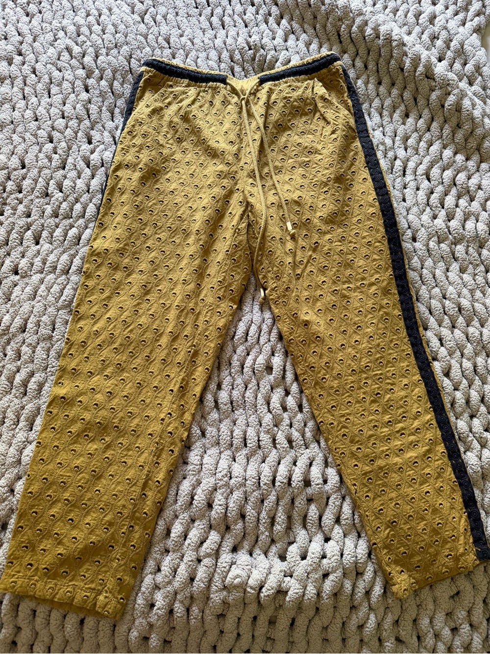 Anthropologie Mustard Eyelet Drawstring Cropped Pants with Black Trim